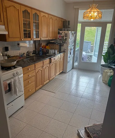 437 Gregory Ave #1 — Photo 5