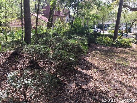 3rd image of 1022 NW 42nd Dr