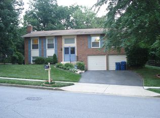 6915 Rochambeau Pl, Springfield, VA 22153