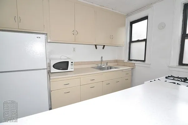 Rented by Welcome Home Real Estate | media 2