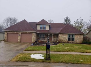 205 Ashbrook Dr, Bellefontaine, OH