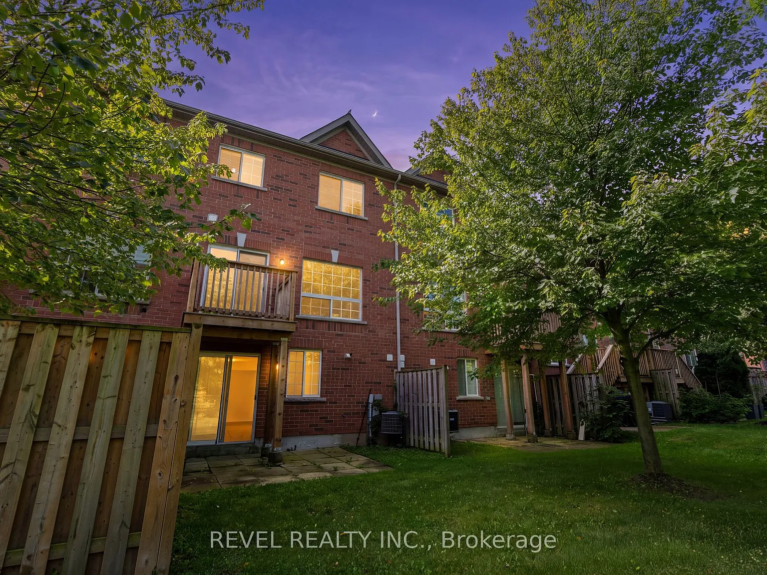 6399 Spinnaker Cir — Photo 2