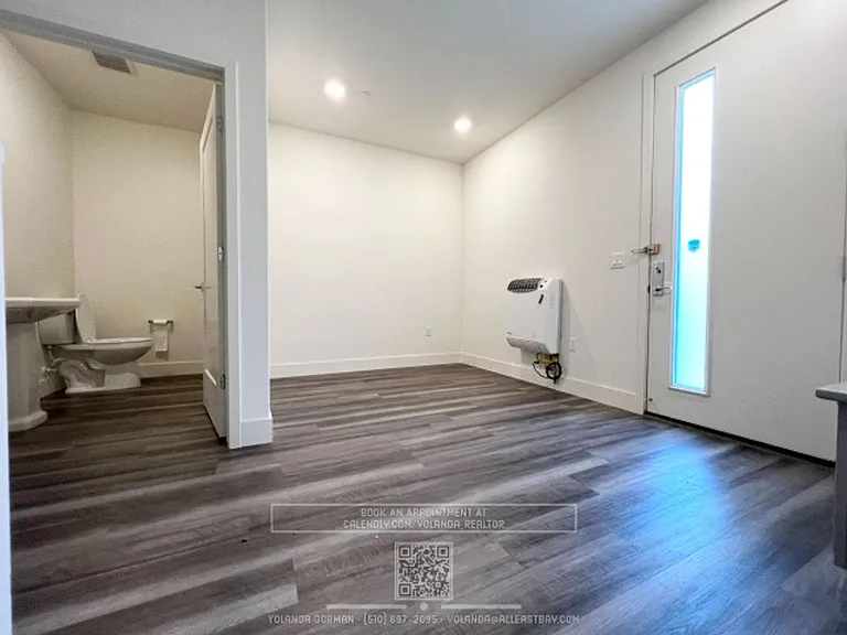 4080 Linden St #101 — Photo 11