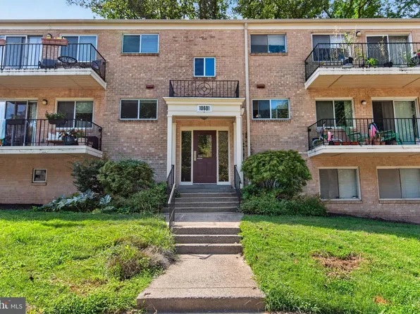 10601 Montrose Ave APT 2, Bethesda, MD 20814