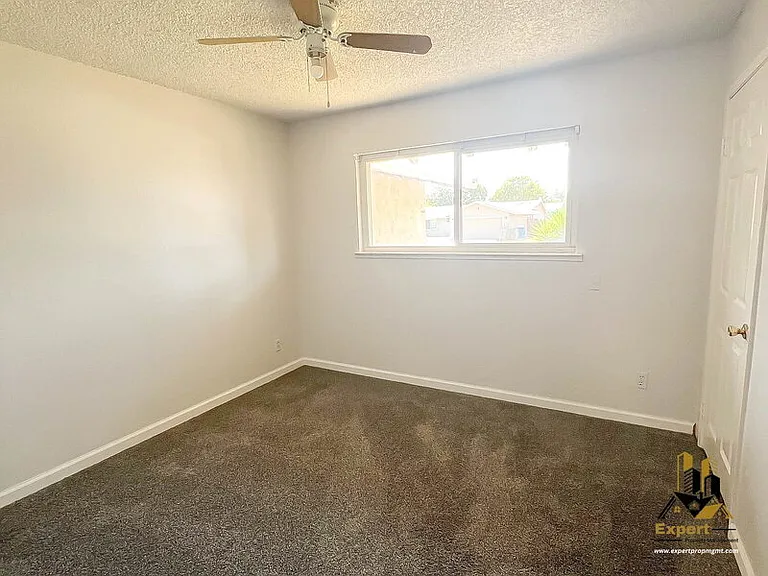 7733 Mary Lou Way — Photo 4
