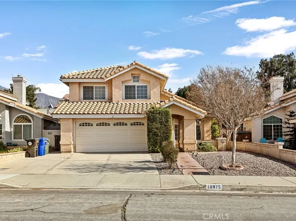 10975 Laurel Grove Cir, Yucaipa, CA 92399