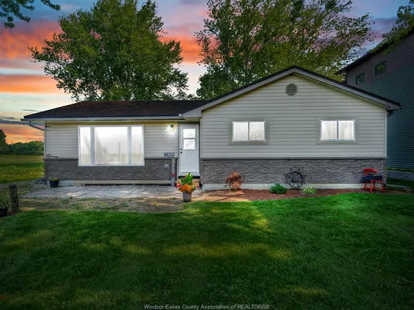 290 Lake St, Essex, ON N0R 1G0