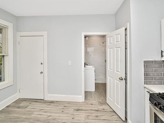 5th image of 349 Adams St #2