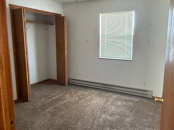 5th image of 208 Velma Dr #A