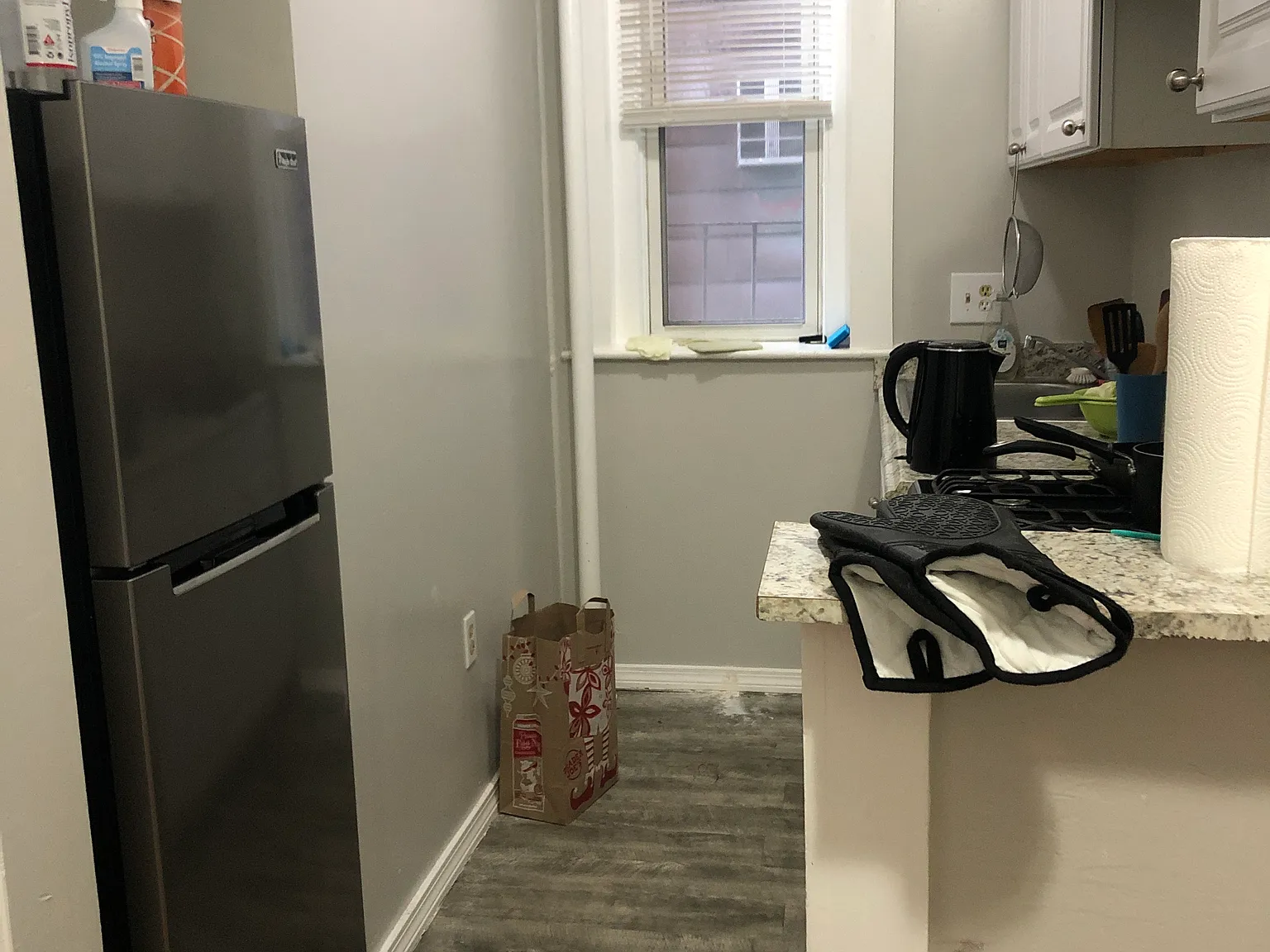 2 bed, 999 sqft, $3,800 — Photo 3