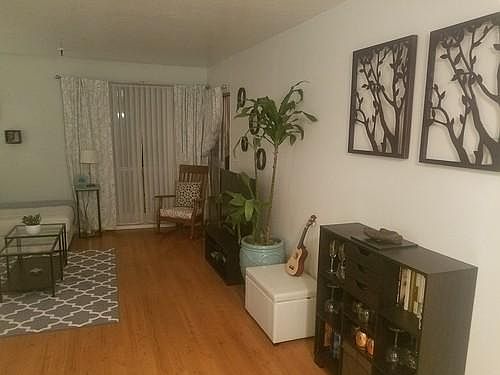 2nd image of 4730 Noyes St APT 415