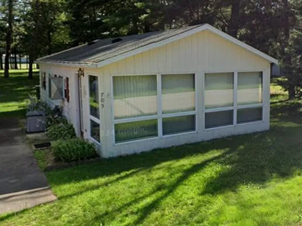 705 Lakeshore DRIVE, Avoca, WI 53506