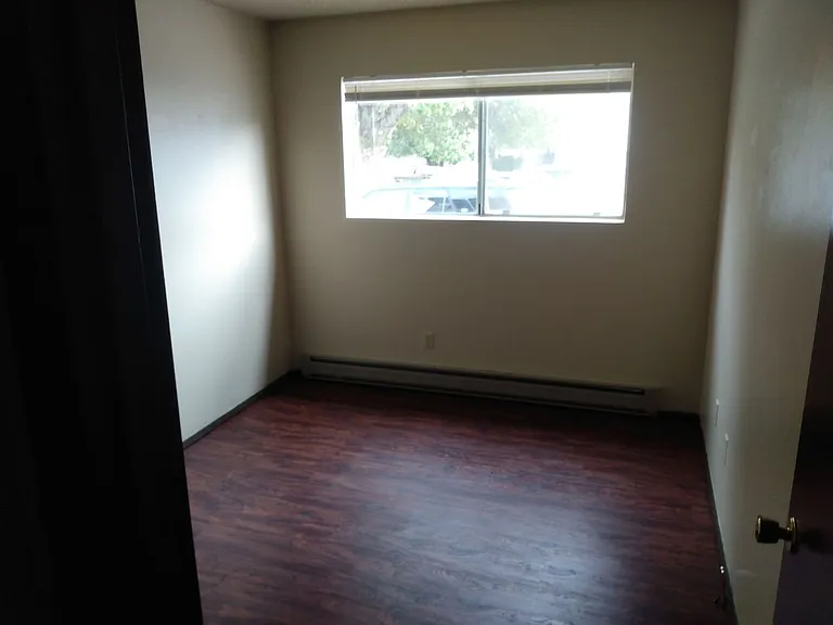 1920 Arthur St #15 — Photo 2
