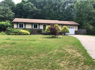1409 Trackwood Dr, Lapeer, MI 48446