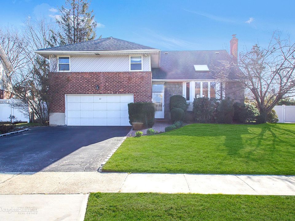 1st image of 63 Pickwick Dr N