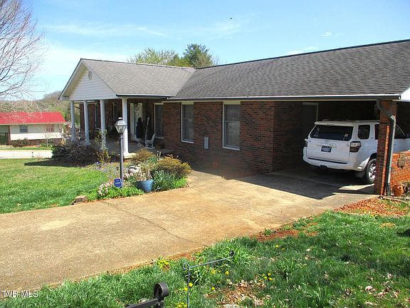 5th image of 724 Redwood Dr