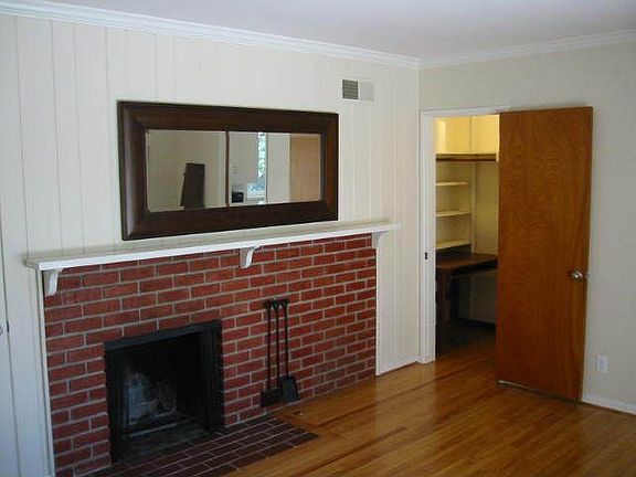 4th image of 413 La Marina Dr
