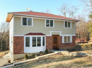 1 Bracken Rd, Ossining, NY 10562