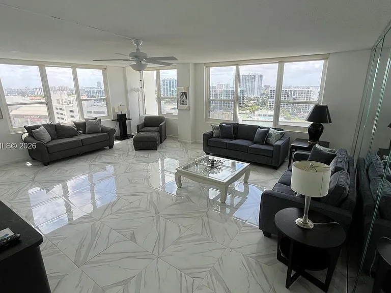 3505 S Ocean Dr #1201 — Photo 3