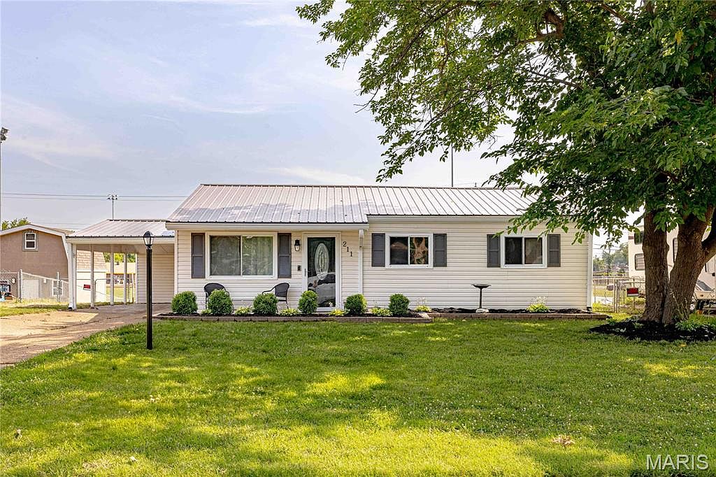  house写真 211 Kline St, Gregory, TX 78359 | Zillow