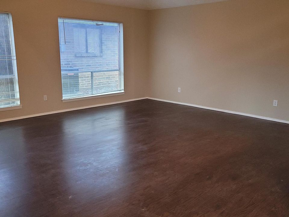 1st image of 8123 Swan Meadow Ln