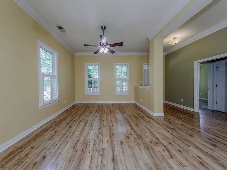 9127 Three Bushel Dr — Photo 3