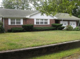 42 Norton Ave, Abington, MA 02351