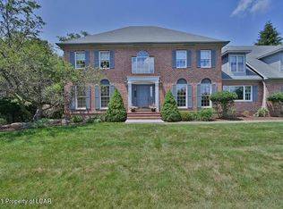 215 Lantern Hill Rd, Shavertown, PA 18708