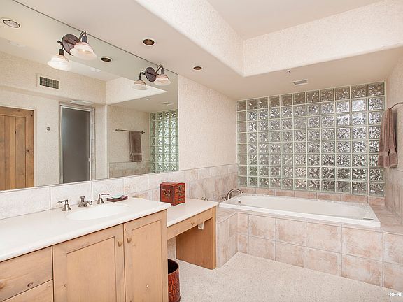 5th image of 10964 E Graythorn Dr
