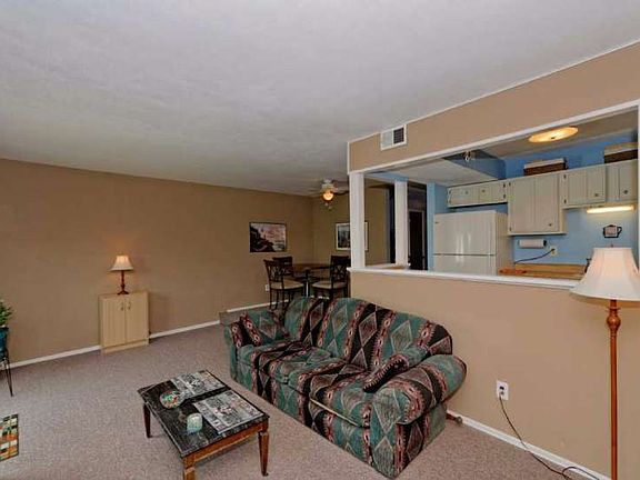 5th image of 90 Ziemke Farm Ln