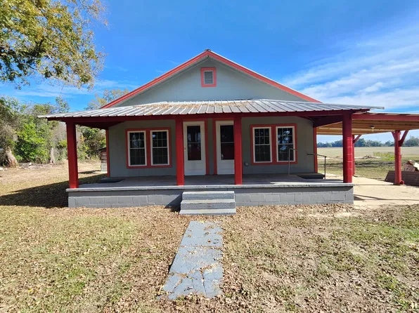 7009 Bateau Pond Rd, Grand Ridge, FL 32442