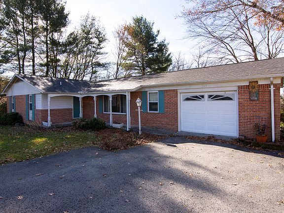 2nd image of 149 Hickory Ln