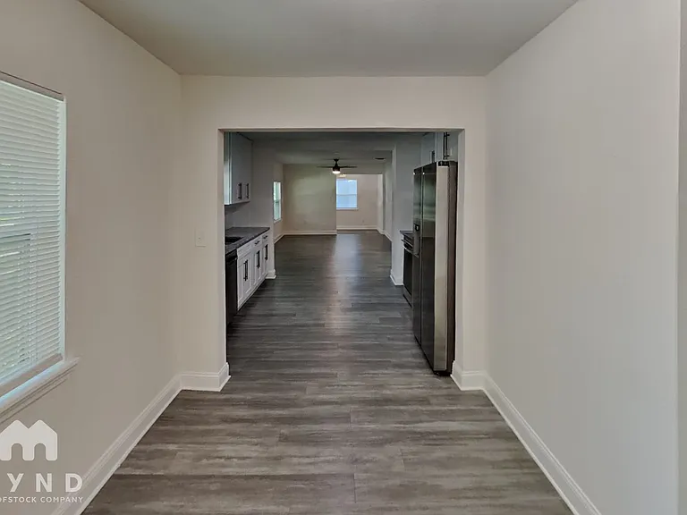 306 Park Blvd — Photo 7