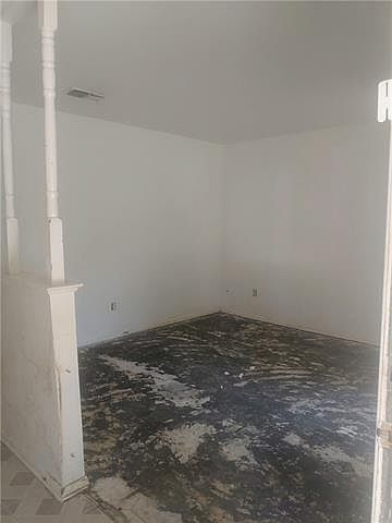 2nd image of 246 NE Amy St