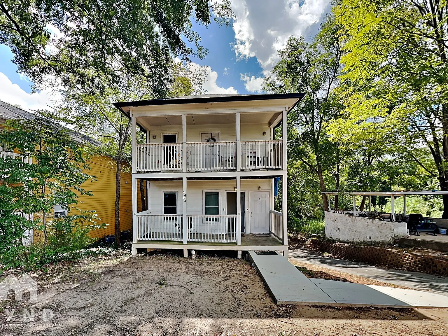 4 bed, 2.0 bath, 1464 sqft, $1,595 — Photo 1
