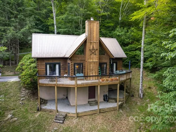 179 Chestnut Village Vlg, Mars Hill, NC 28754