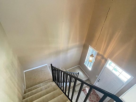 4th image of 51762 Adler Park Dr W