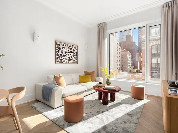 660 Lexington Ave #5C, New York, NY 10022