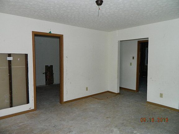 4th image of 2021 6th St