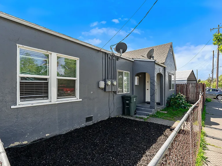 1205 Grand Ave — Photo 14