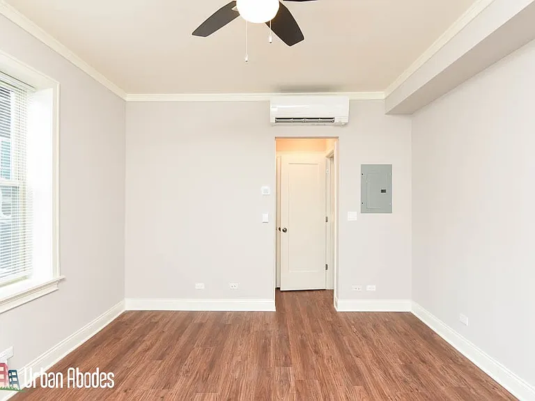 640 W Wrightwood Ave #109 — Photo 11