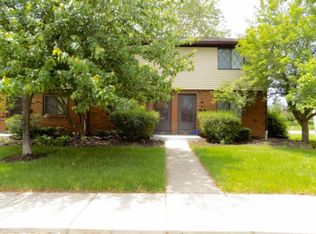 229 Nottingham Ct, Westerville, OH 43081