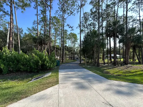 (undisclosed Address), Naples, FL 34117