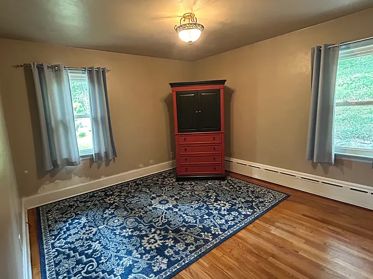 114 Maple Ave — Photo 12