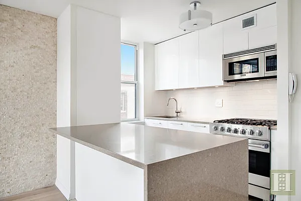 Sold by Halstead Real Estate | media 3