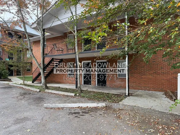 5540 N Broadway St APT 15, Knoxville, TN 37918