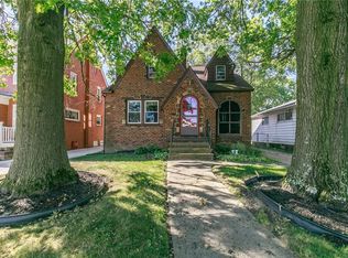 6211 Morningside Dr, Parma, OH 44129