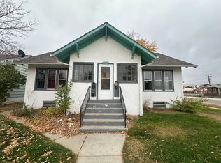 1102 E 14th St #2, Scottsbluff, NE 69361