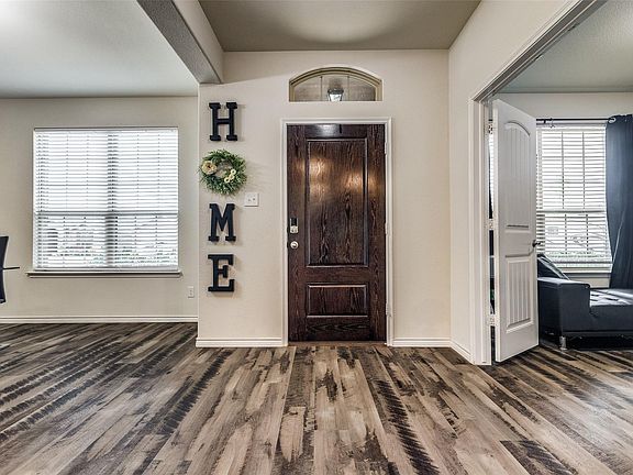 3rd image of 2416 Evening Stone Dr