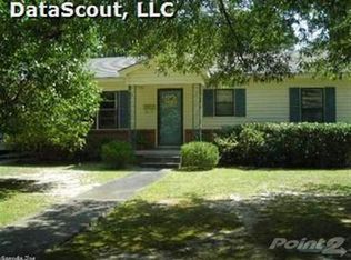 2825 Edgewood Dr, Pine Bluff, AR 71603